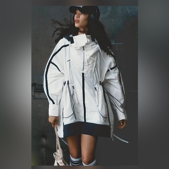 Free People Jackets & Blazers - NWT FREE PEOPLE PEACE OUT PARKA XS/S